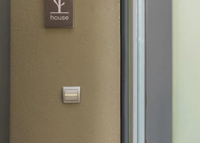Appartement Fytron House